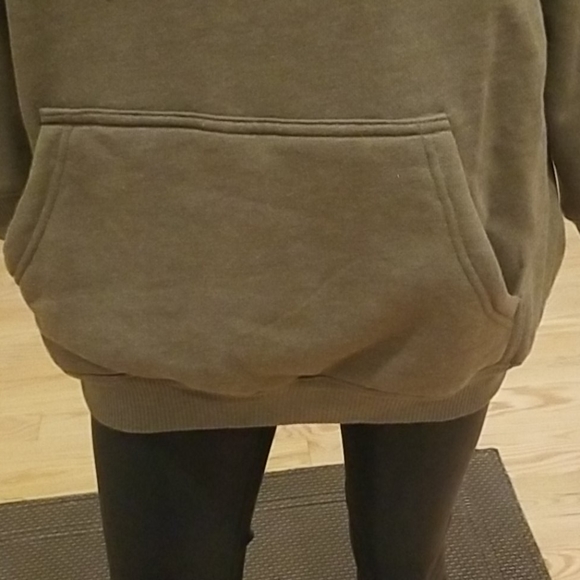 Aerie oversized faux fur hoodie - Picture 4 of 13